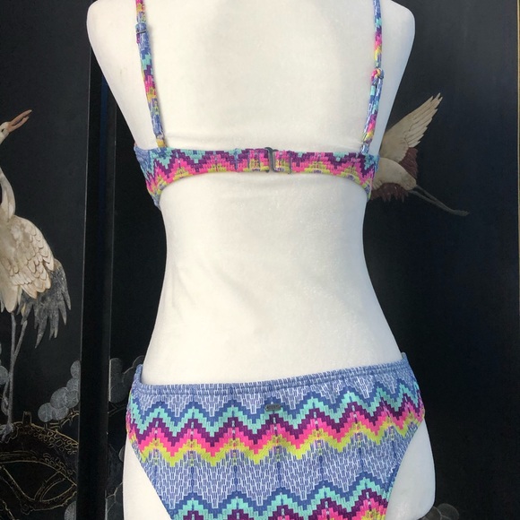 Roxy Bikini - Picture 2 of 4